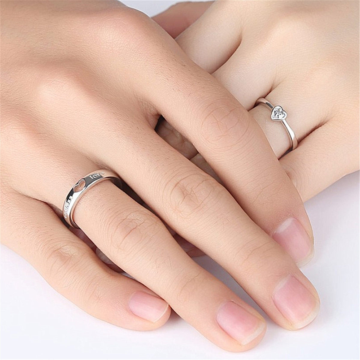 Women's & Men's Couple Hollow Heart Shape Diamond Long-distance Love Gift Ring