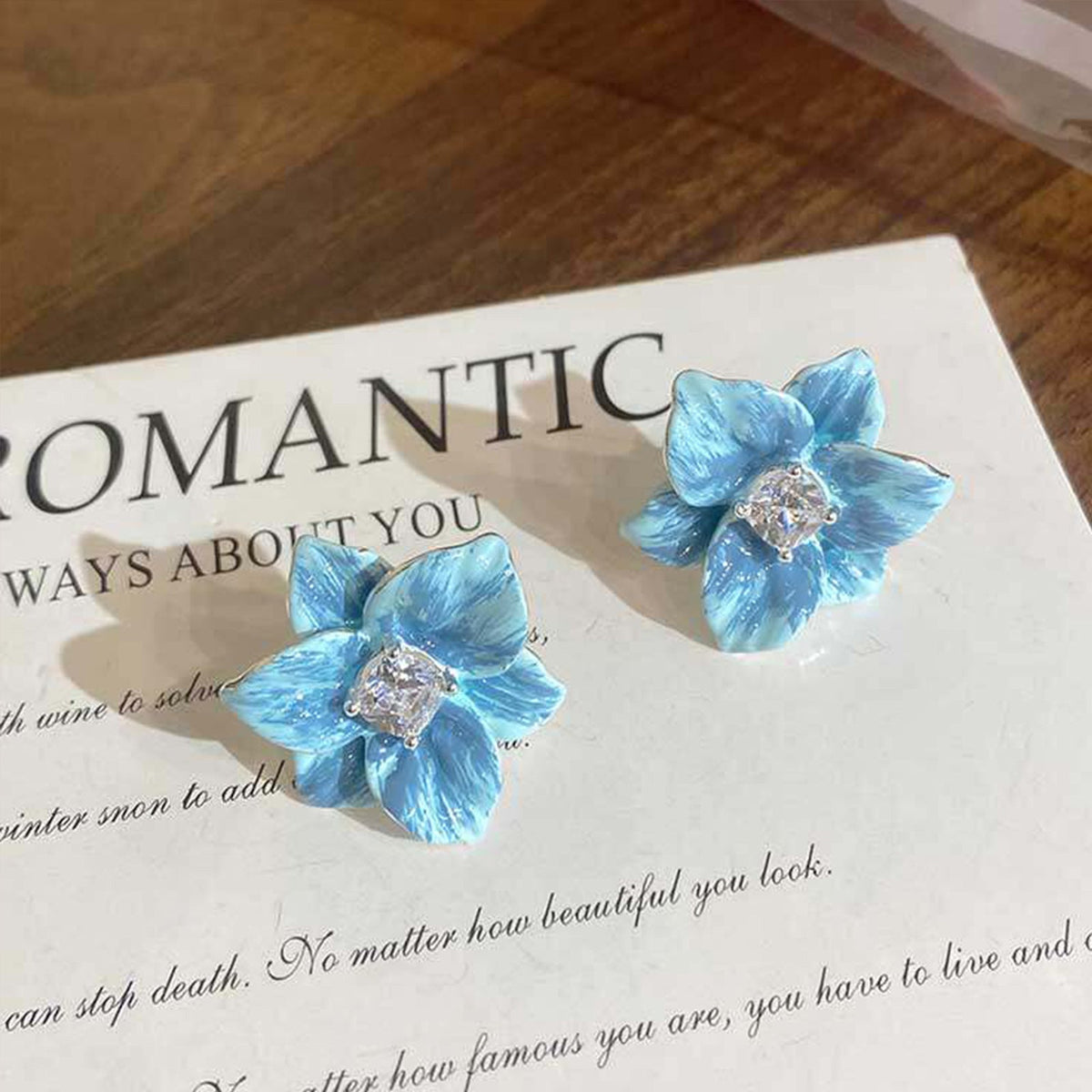 Oil Flower-de-luce Gentle Fresh French Elegant Summer Stud Earrings