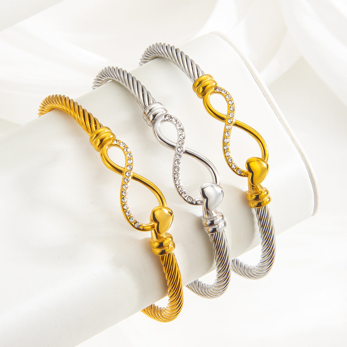 Vintage Simple Rhinestone Titanium Steel Fashion High-grade Bracelets
