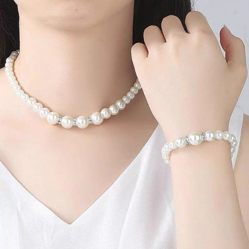 Gift Three-piece Pearl Box Female Beautiful Necklaces