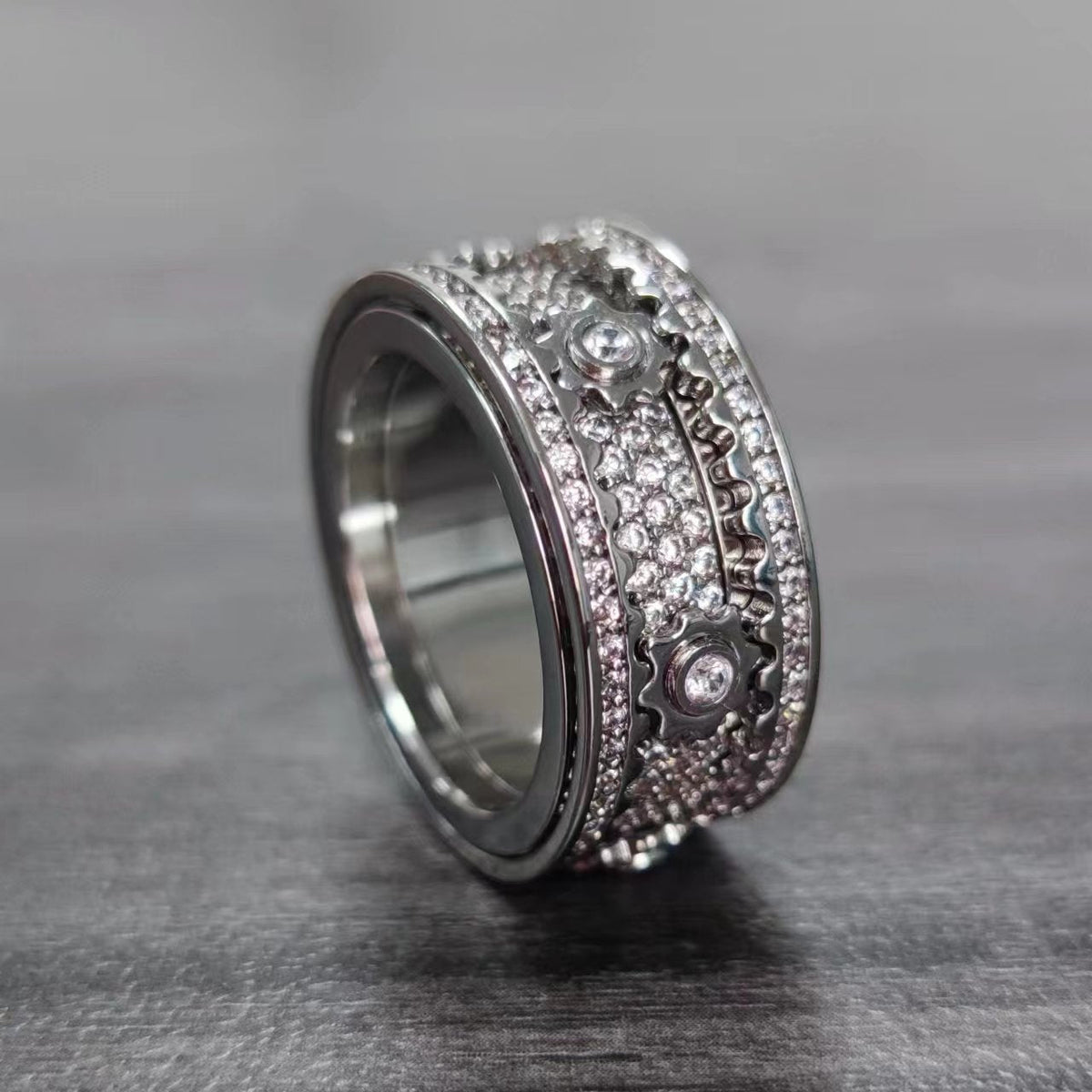 Women's & Men's Starry Rotating Gear Full Diamond Inlaid Rings