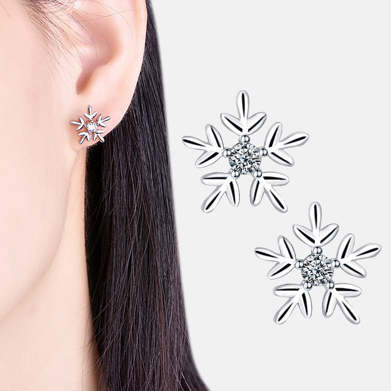 Stylish Graceful Simple Snowflake Ear Female Mori Sweet Stud Earrings