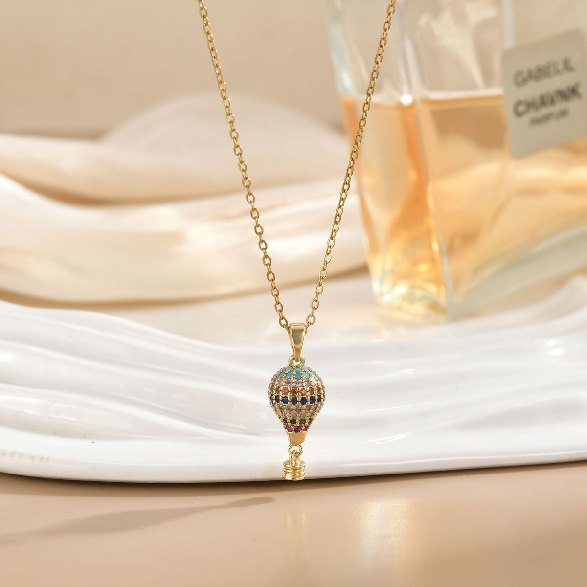 South America Turkey Three-dimensional Hot Air Balloon Female Affordable Luxury Pendants