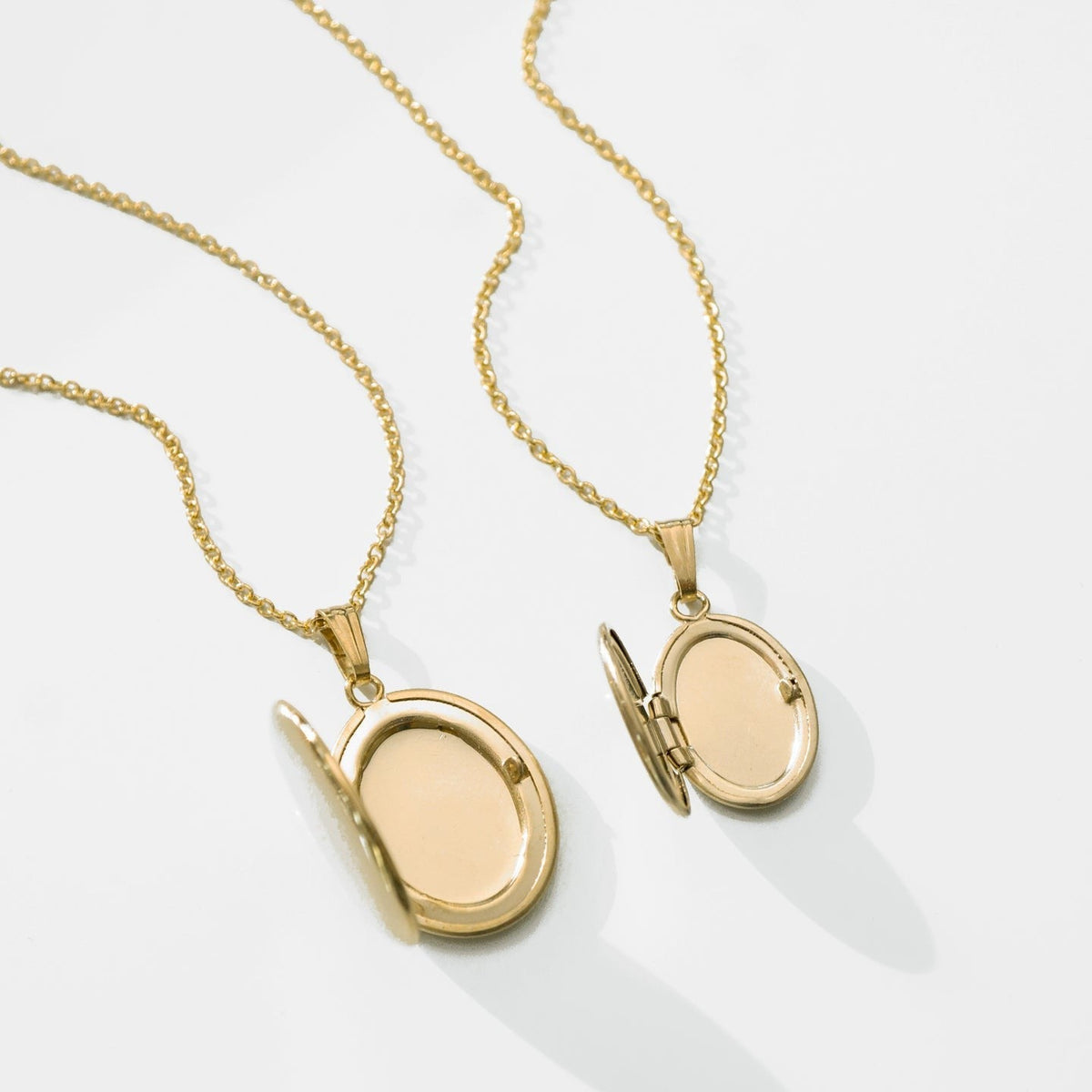 Album Frame Retro Simple Open Close Necklace