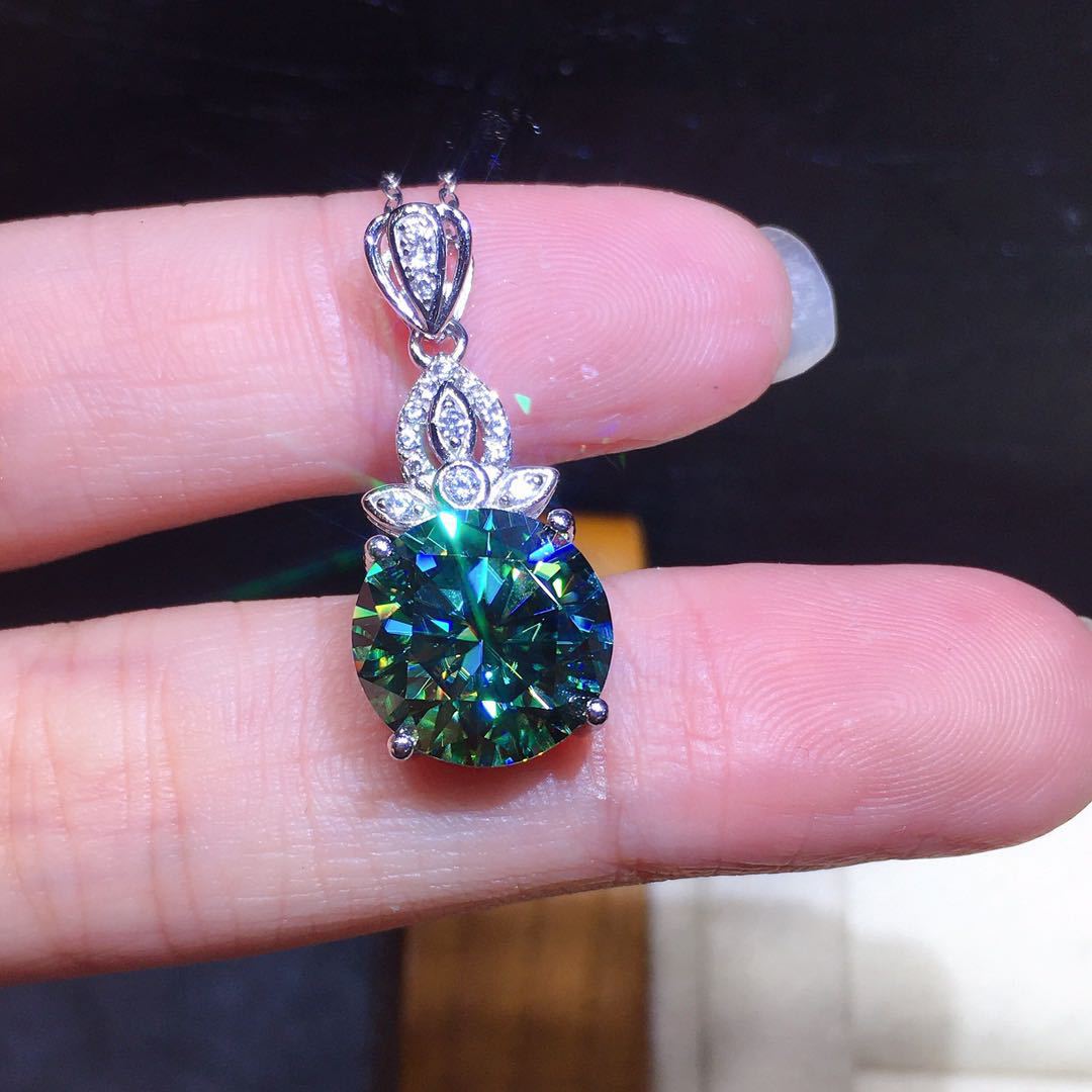 Live Streaming Imitation Maldives Blue Green Moissanite Carat Eight Hearts Pendant