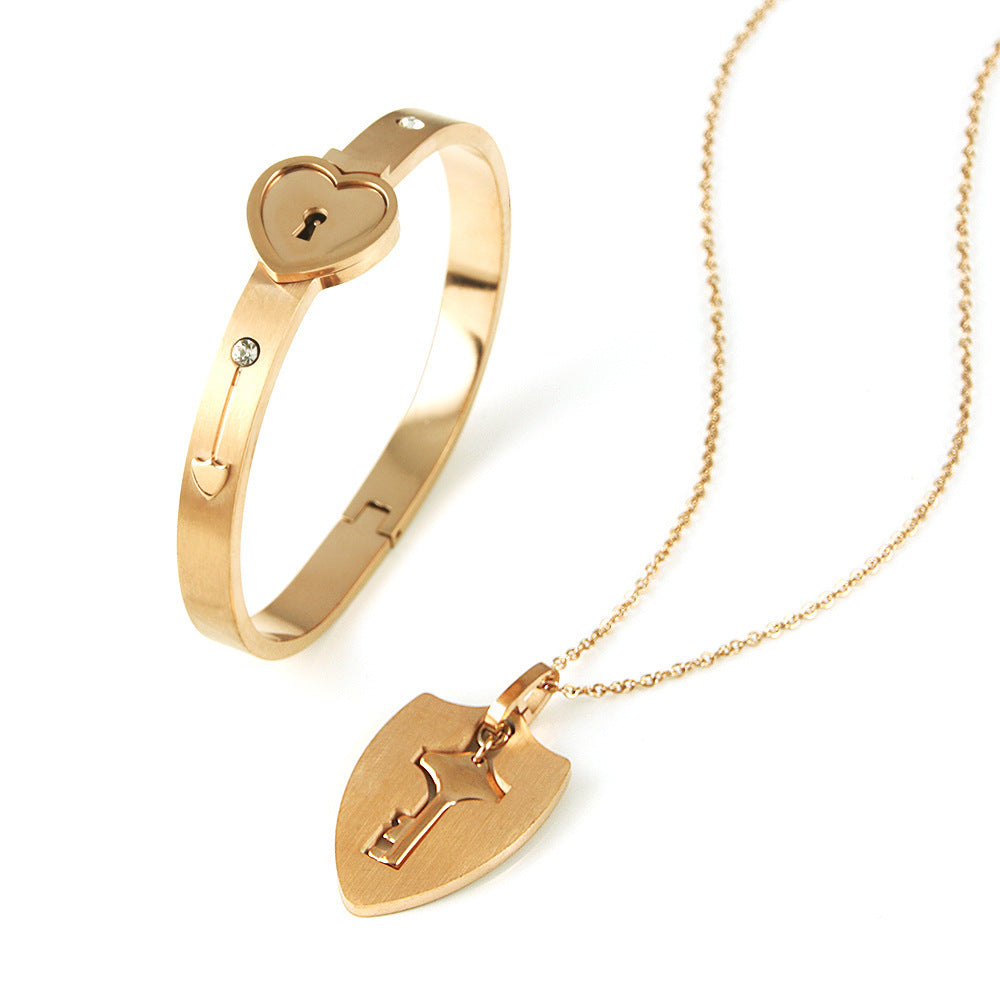 Women's & Men's Valentine's Day Gift Titanium Steel Couple Lock Heart Key Bracelet