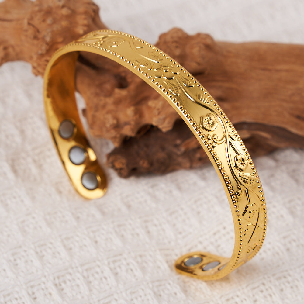 Atmospheric Lucky Tree Magnet Red Copper Health Care Bracelet