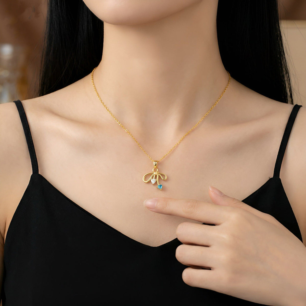 Women's Bow Light Luxury Minority Design Blue Diamond Love High-grade Simple Necklaces