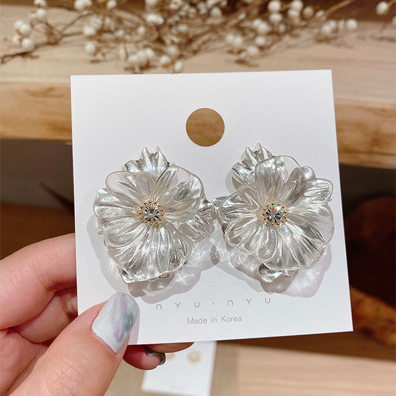 Sier Pearl Flower Temperamental Niche High-grade Earrings