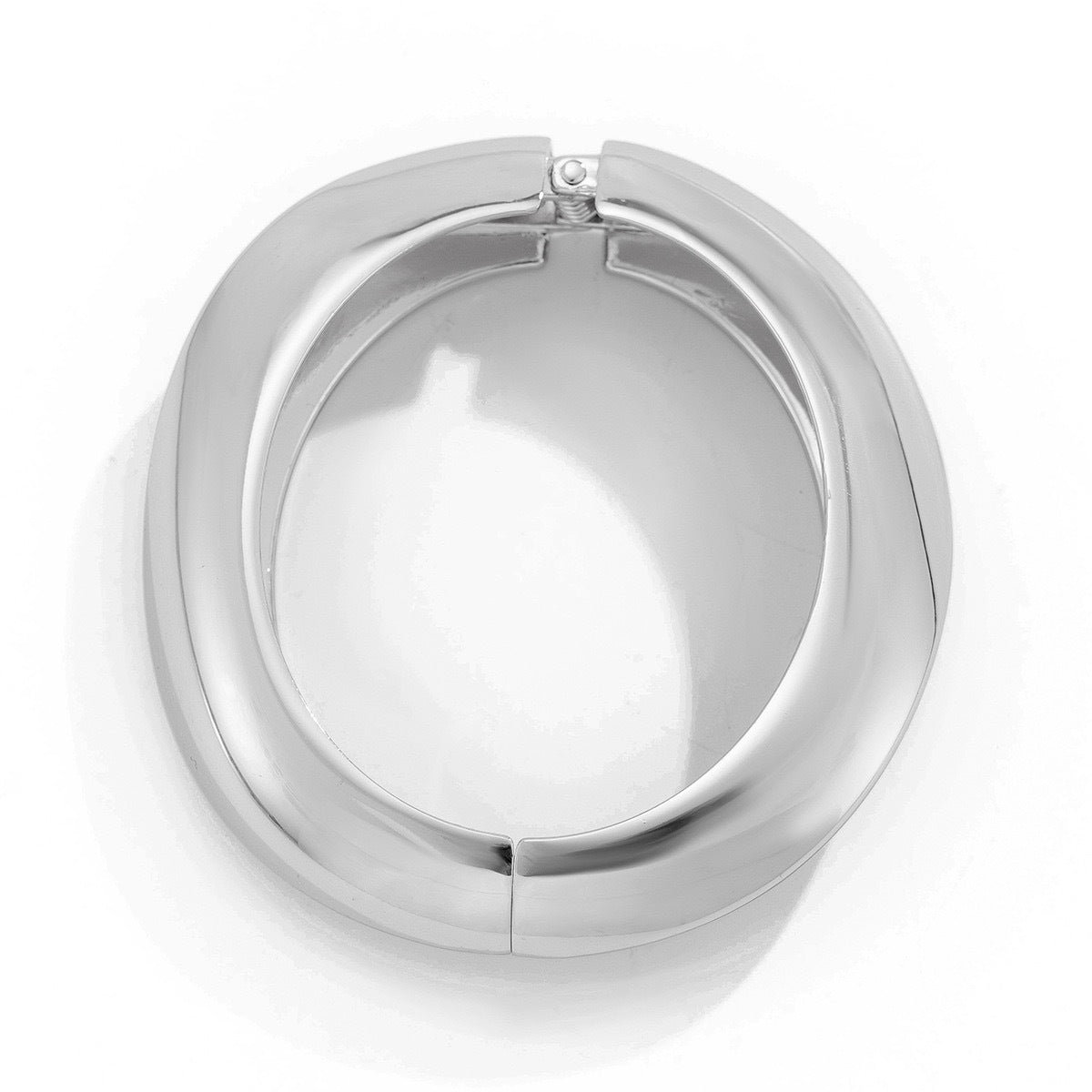 Women's Sense Fashion Trend Metal Glossy Surface Water Drop Hug Spring Bracelet