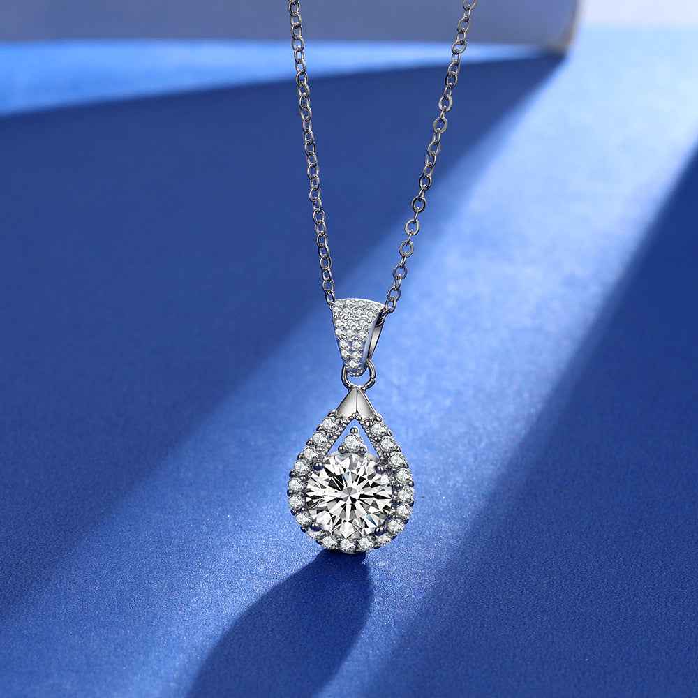 Super Flash Water Drop Pear-shaped Artificial Diamond Grade High Carbon Necklaces