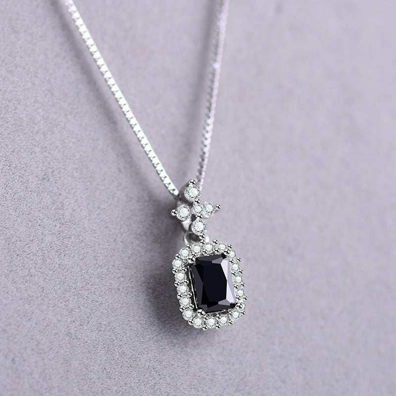 Women's Clavicle Chain Simple Temperament Entry Lux Pendants