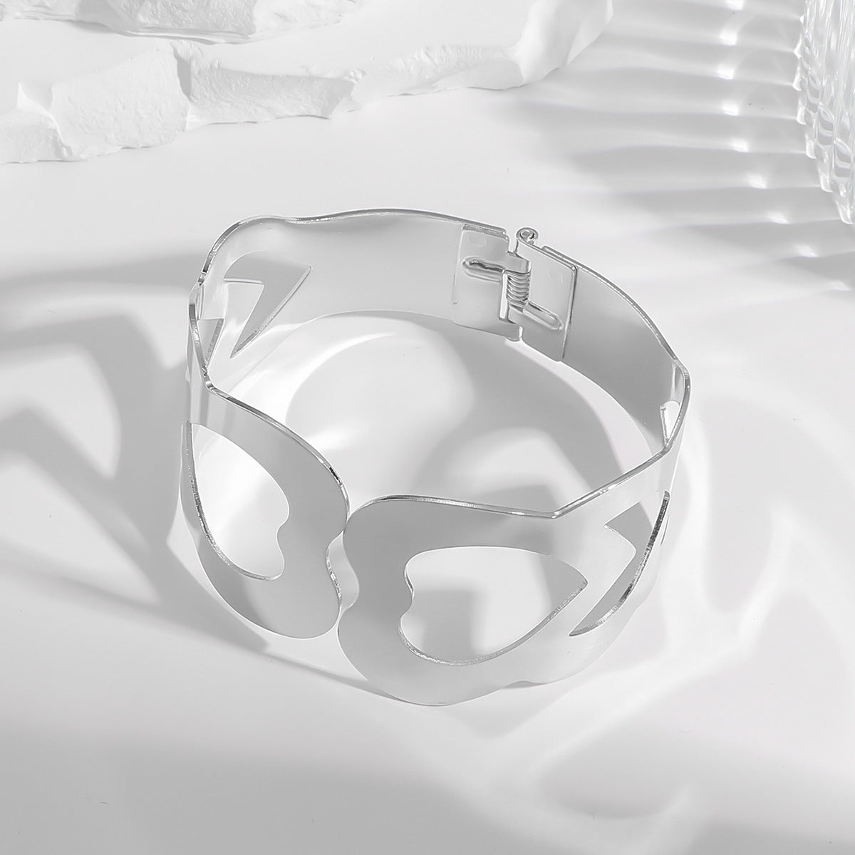 French Simplicity Design Sense Open-end Polished Niche Retro Hollow Bracelets