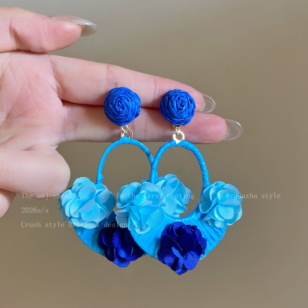 Style Flower Female Design High-grade Ear Giant Rings