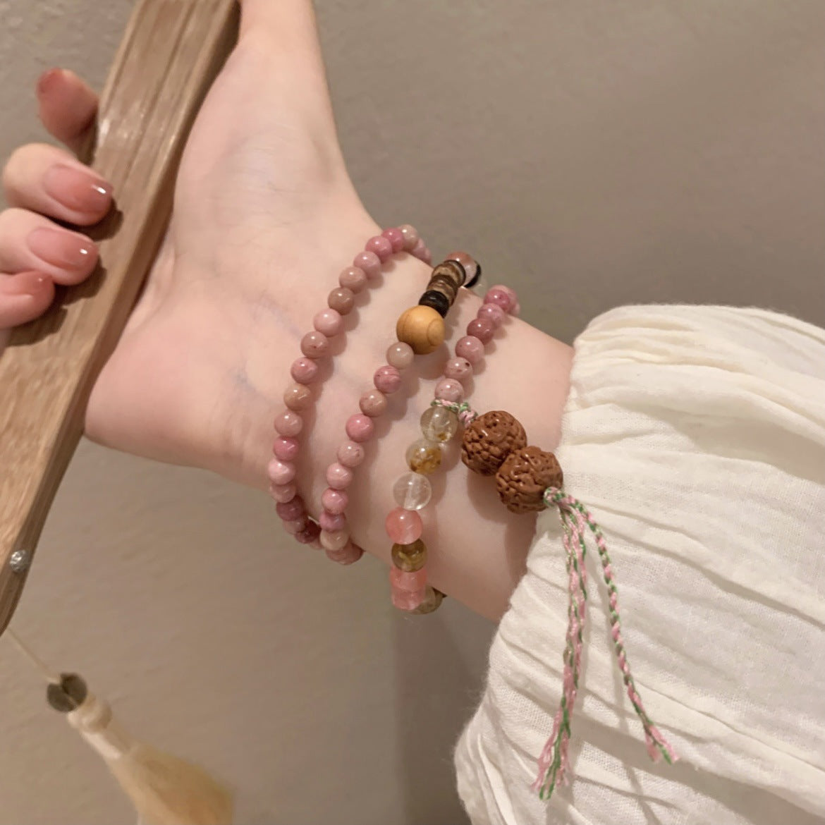 Women's Mahogany Texture Woven Retro Elegant Natural Stone Simple Light Bracelet