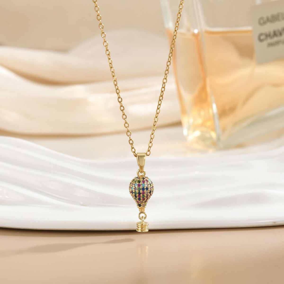 South America Turkey Three-dimensional Hot Air Balloon Female Affordable Luxury Pendants