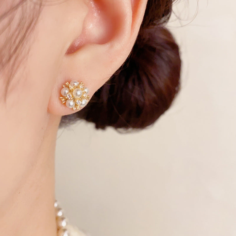 Fashion Simple Rhinestone Pearl Exquisite Light Luxury Gentle Petite Design Earrings