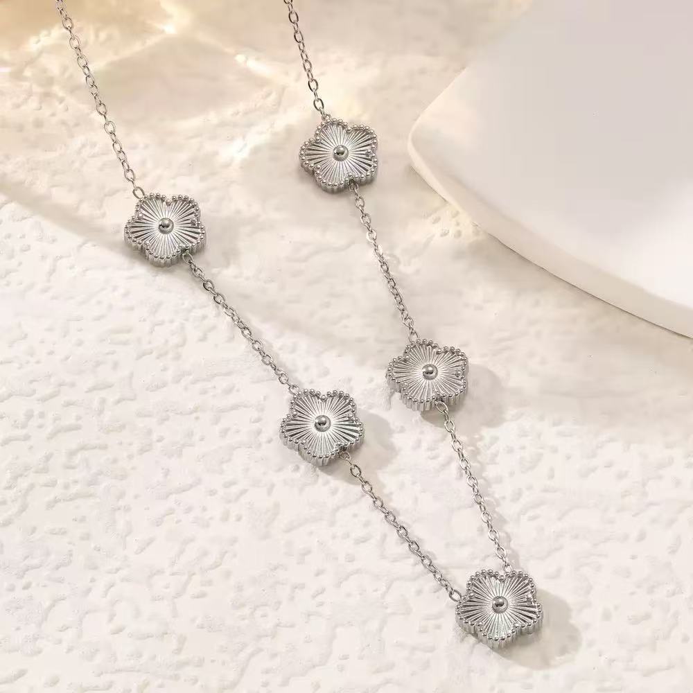 Women's Titanium Steel Ear Fashionable Temperamental Stainless Jewelry Set