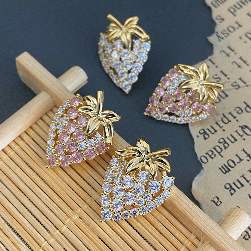 Women's Design Full Zirconium Strawberry Fashionable Temperament Sweet Personality Light Luxury Earrings