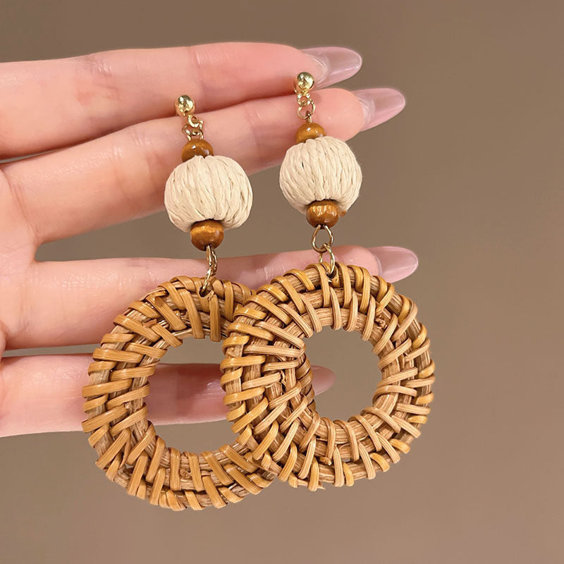 Style Flower Female Design High-grade Ear Giant Rings