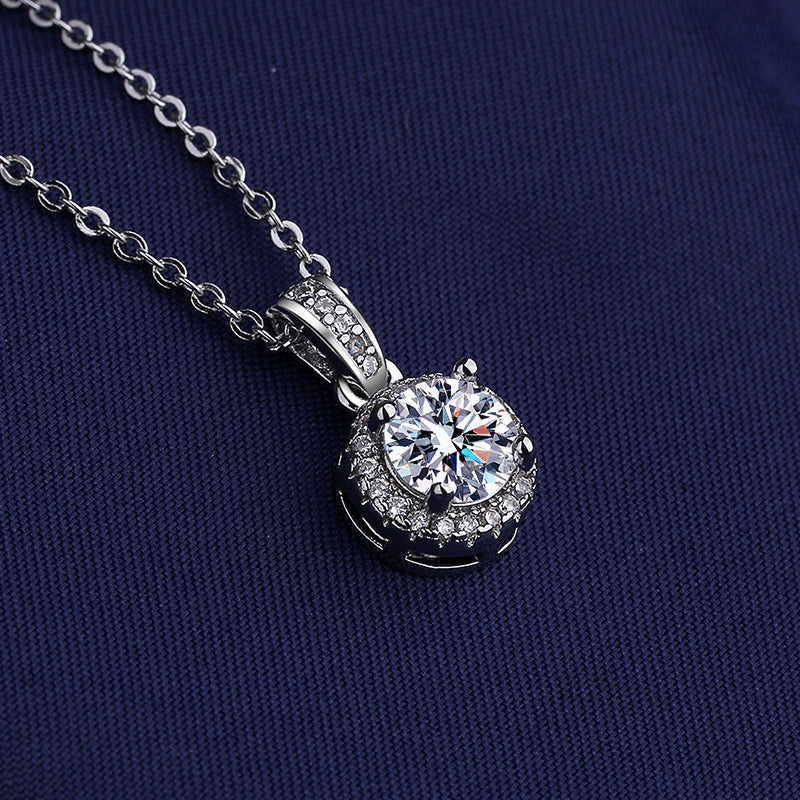 Women's Live Chain Round Diamond Karat Simulation Moissanite Simple Clavicle Pendants