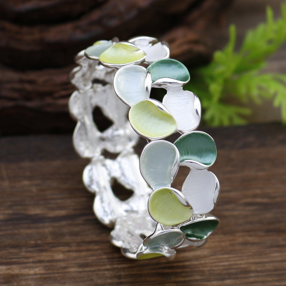 Women's Shell Petal Elastic Fashion High-grade Flower Bracelet