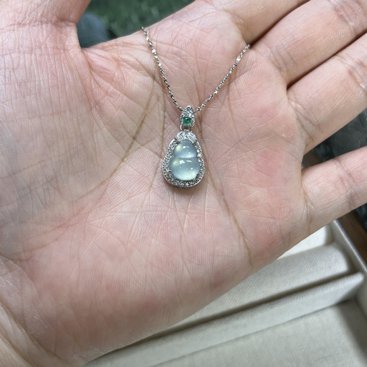 Natural Blue Water Jade Gourd Inlaid Sier White Gold Pendant