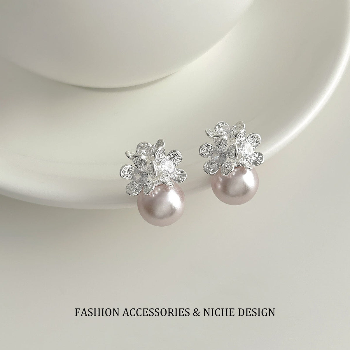 Women's Exquisite Flowers Surrounded Exaggerated Large Pearl Fashionable Sterling Sier Stud Earrings