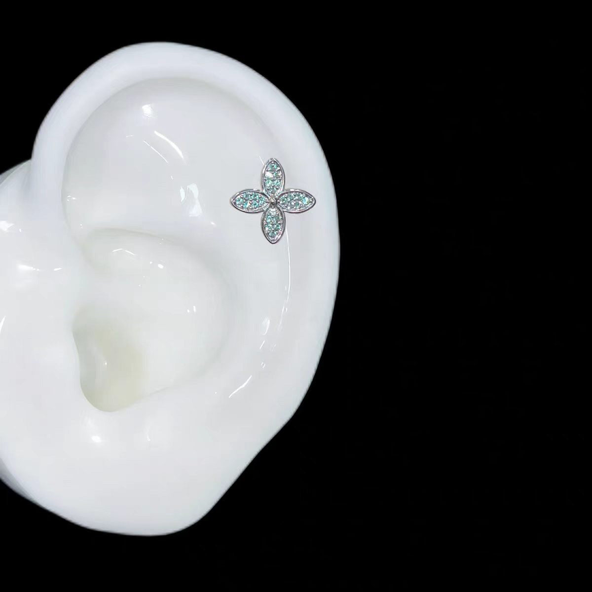 Pa Green Zirconium Umbilicaria Bone Nail Collection Earrings
