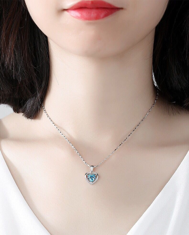 Heart-shaped Simple Elegant Heart Of Eternity Pendant