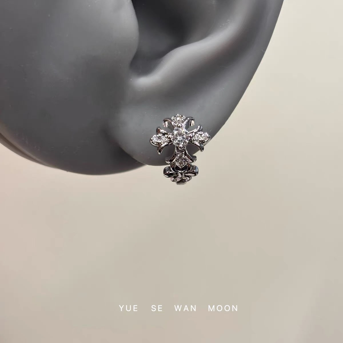 Ear Design Advanced Sense Delicate Temperament Wild Stud Earrings