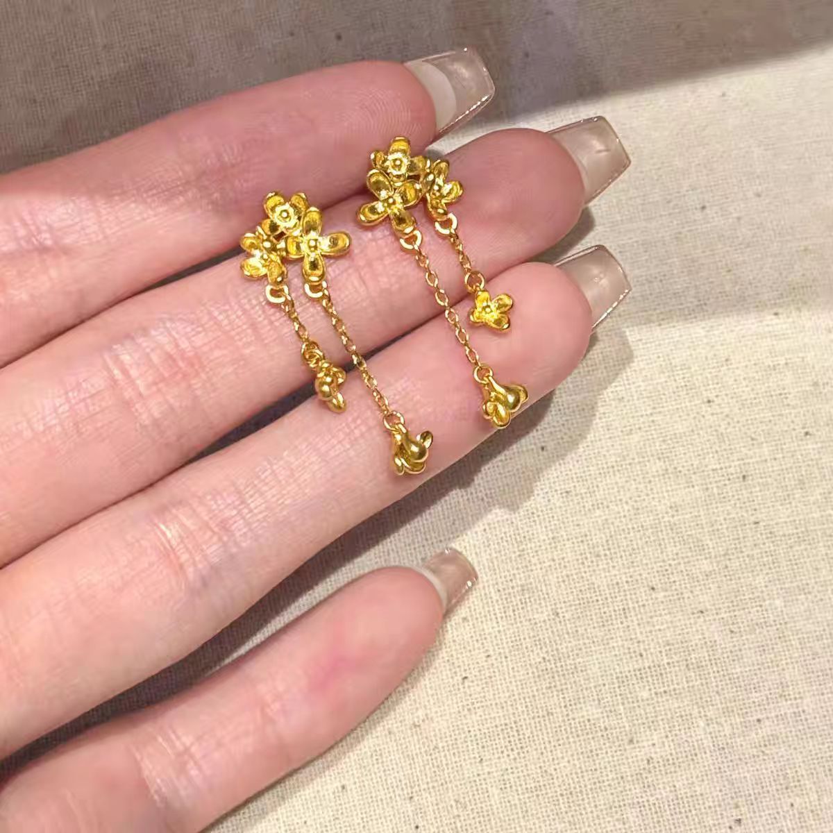 Small Osmanthus Ear Show Temperament Taste Niche Stud Earrings