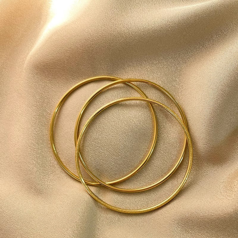 Women's Style Trendy Titanium Steel No Fading Gold Simple Bracelet