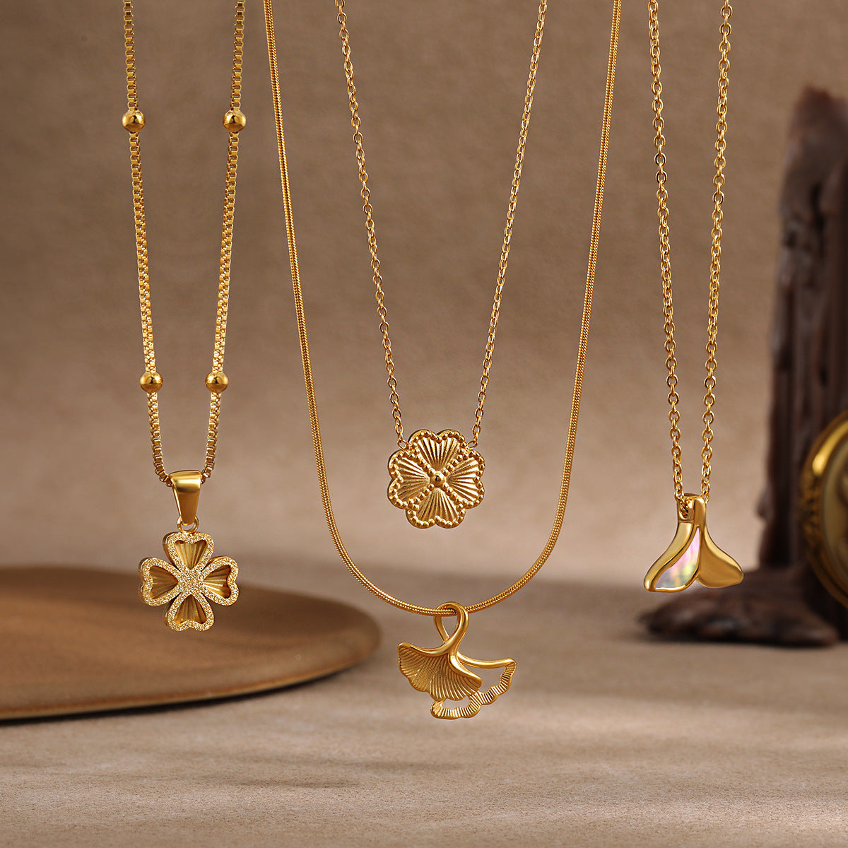 Ginkgo Leaf Four-leaf Clover Keel Chain Titanium Steel Necklace