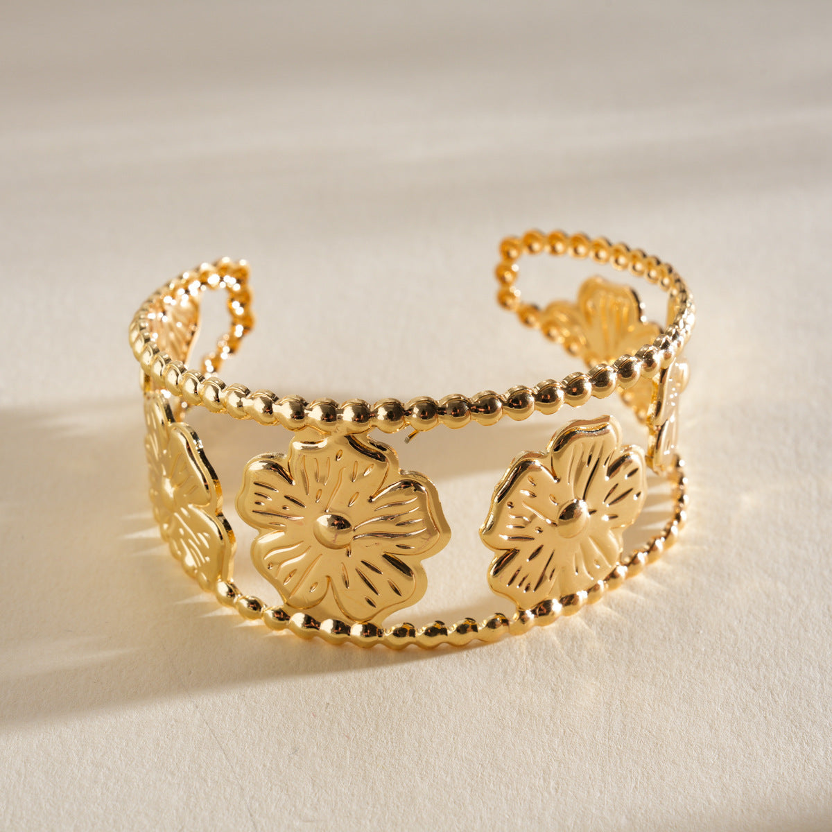 Flowers Open-ended Design Personalized Light Luxury Bracelet