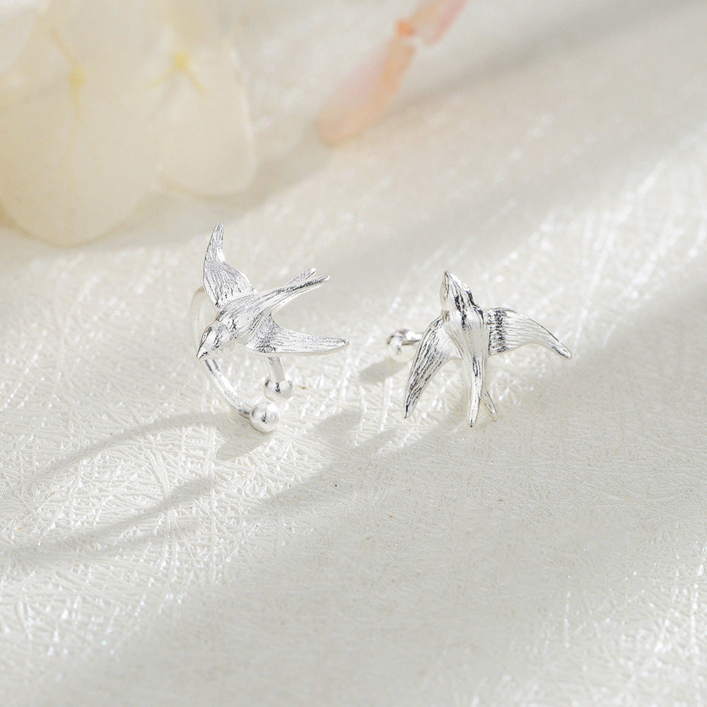 Classy Flying Bird Middle Ancient Animal Earrings