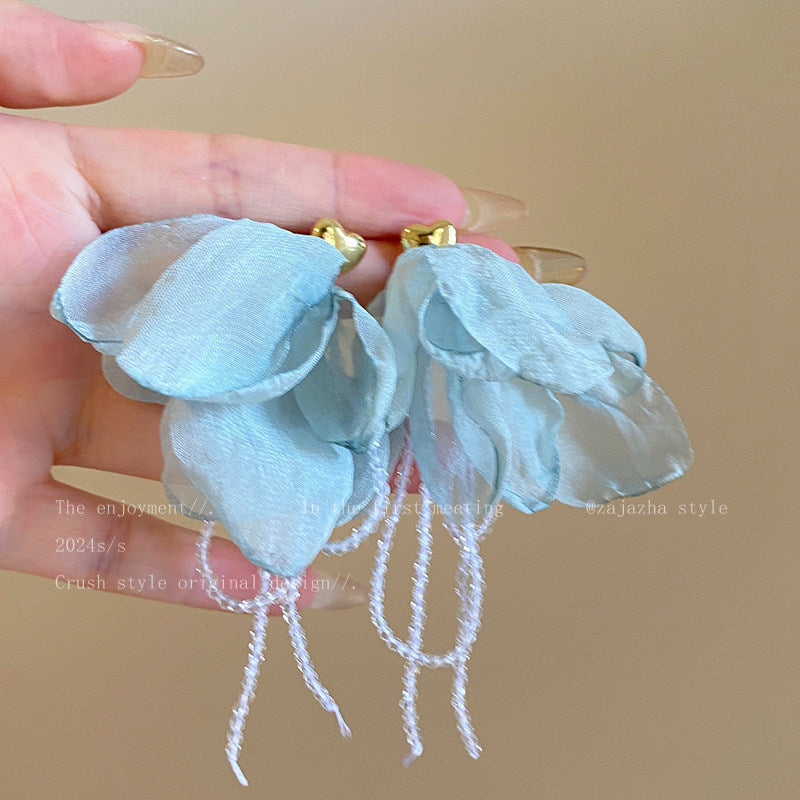 Style Flower Female Design High-grade Ear Giant Rings