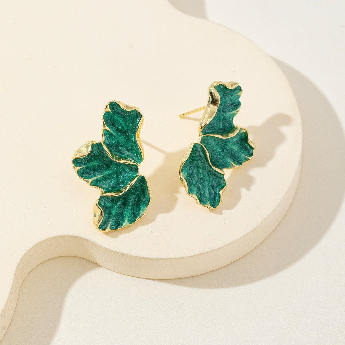 Maple Leaf Flower Affordable Luxury Fashion Sense Colorful Petals Dripping Stud Earrings