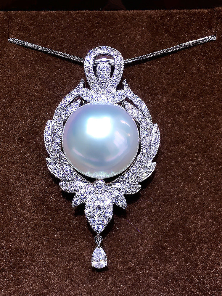 Women's Luxury Imitation Pearl Full Inlaid Synthetic Shell Pearls Pendant