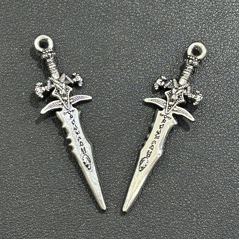 Men's Hip Hop Weapon Broadsword Personality Sword Wild Alloy Pendant