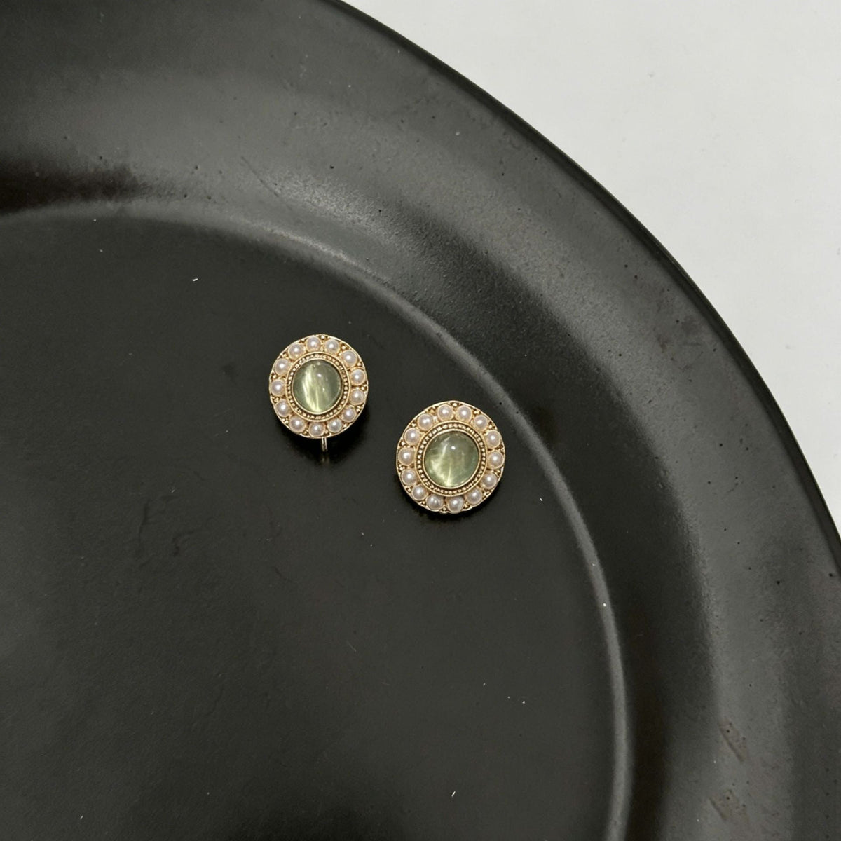 Women's Fairy Sweet Flower Earless Mosquito Coil Niche High-grade Ear Clip