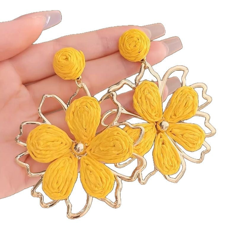 Style Flower Female Design High-grade Ear Giant Rings