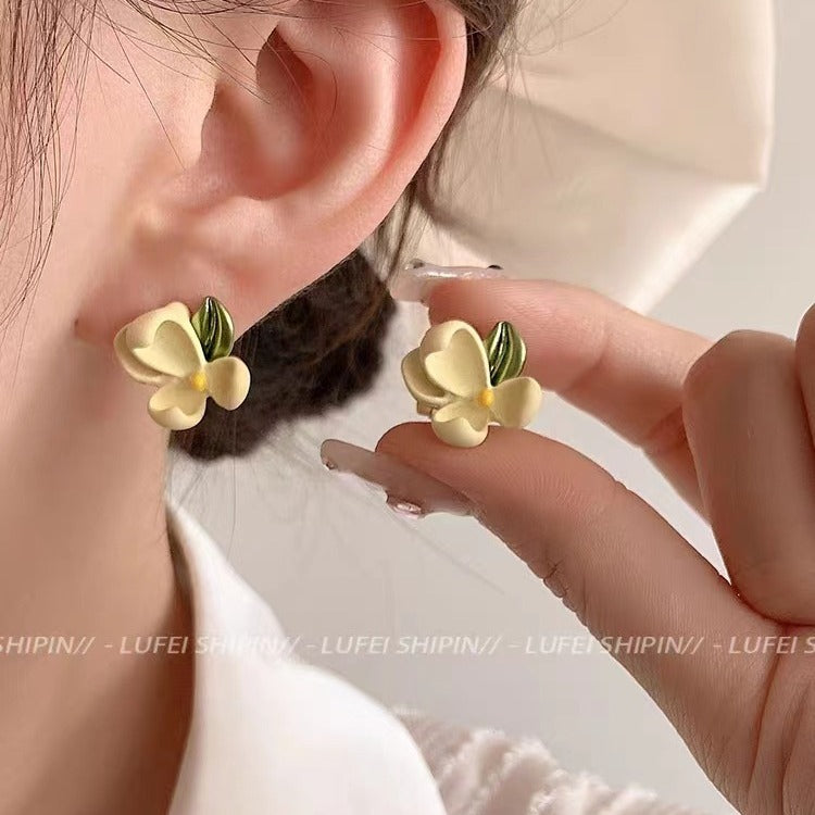 Women's Gardenia Fresh Flowers Spring Niche Design Earrings