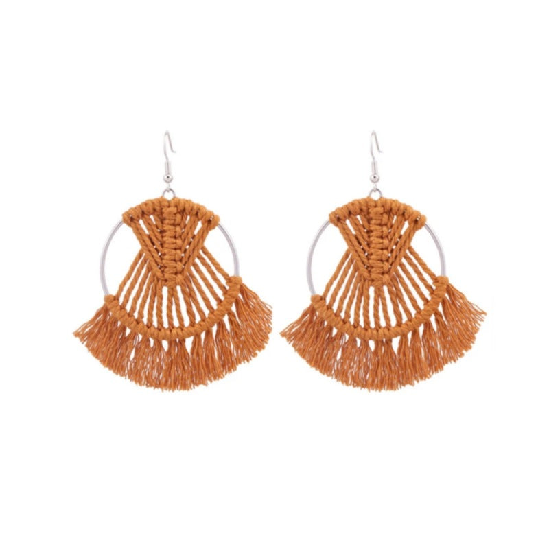 Women's High-grade Sweet Flowers Raffia Fashion Hand-knitted Earrings