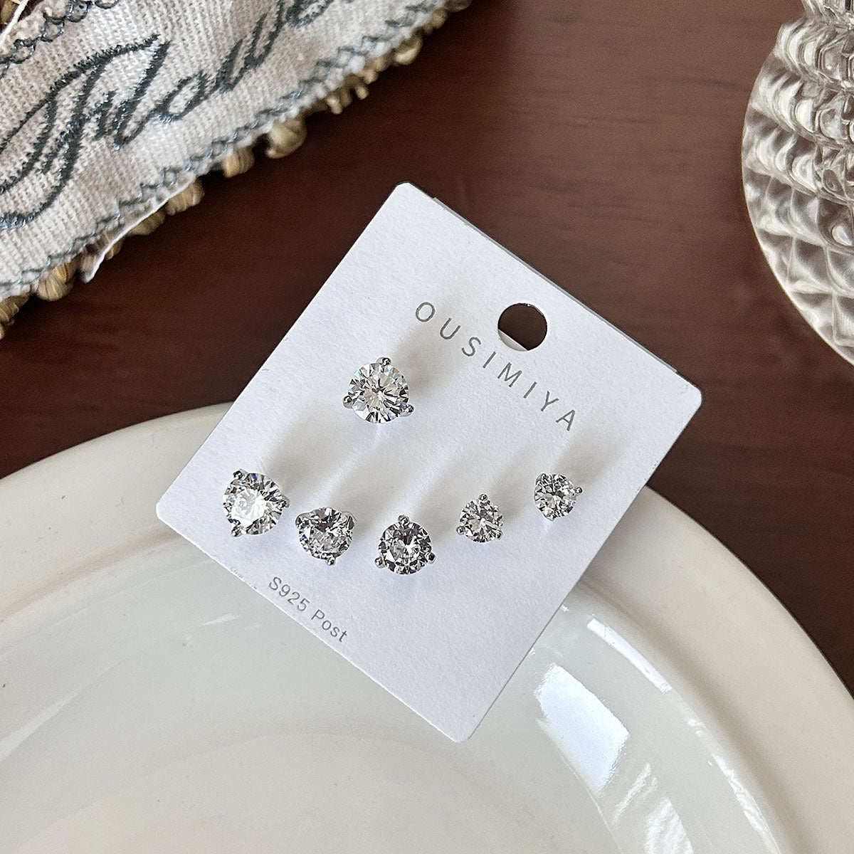 Micro Diamond Zircon Simple Niche Temperament Earrings