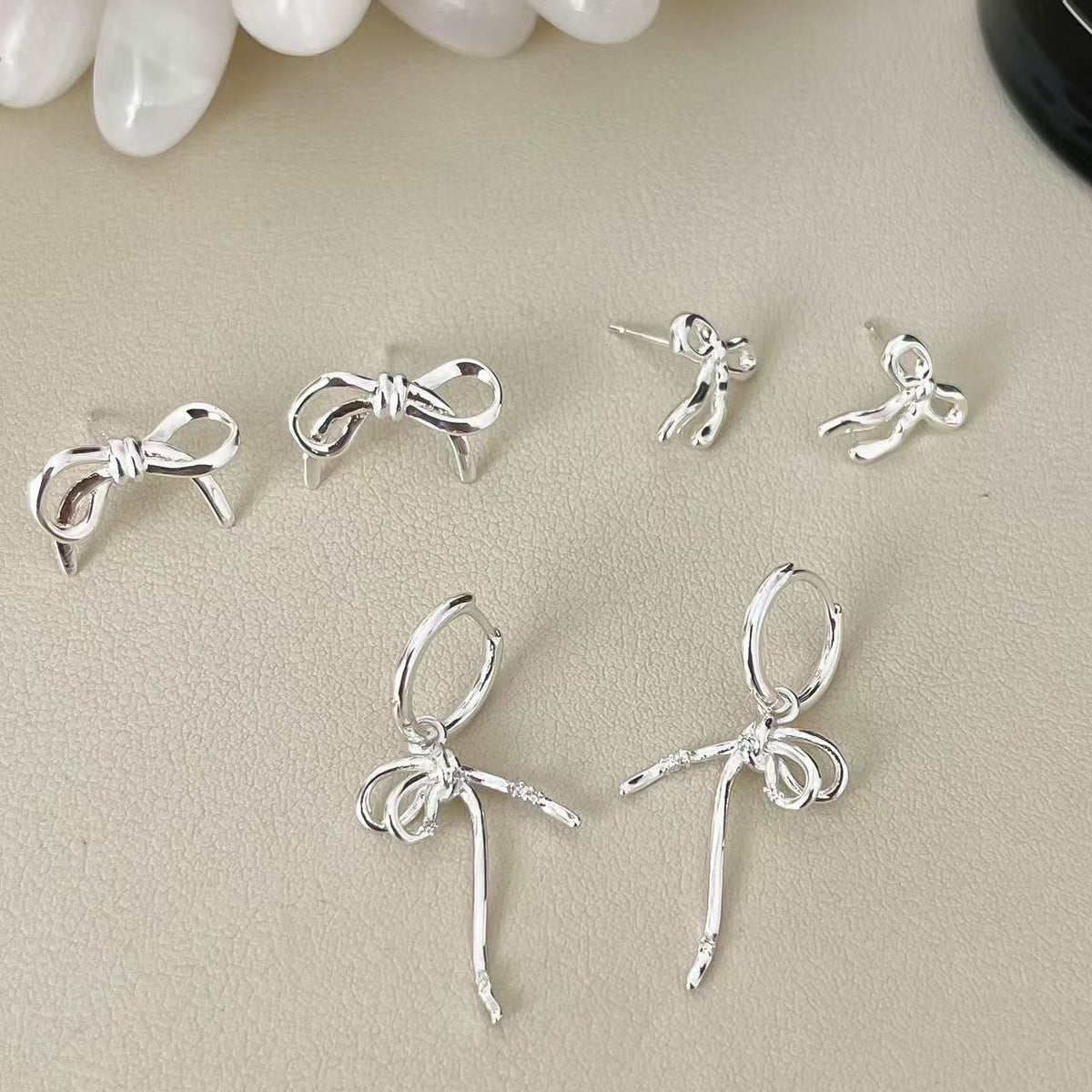 High-grade Sier Bow Affordable Luxury Fashion Elegant Commuter All Earrings