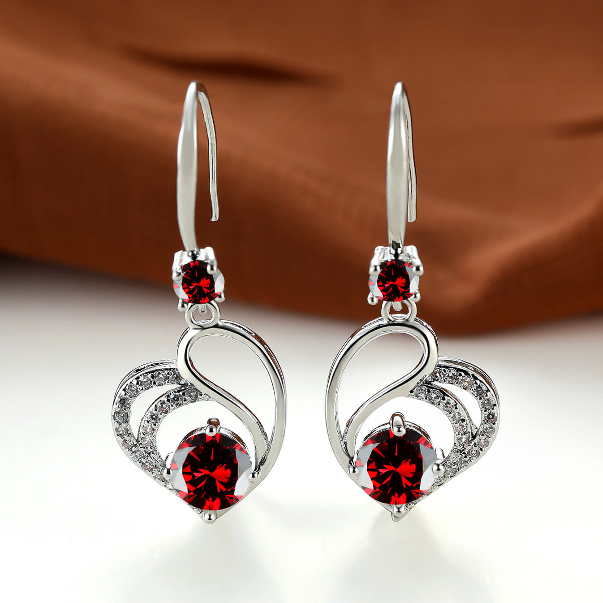 Heart-shaped Mid-length Eardrops Female Korean Exquisite Earrings