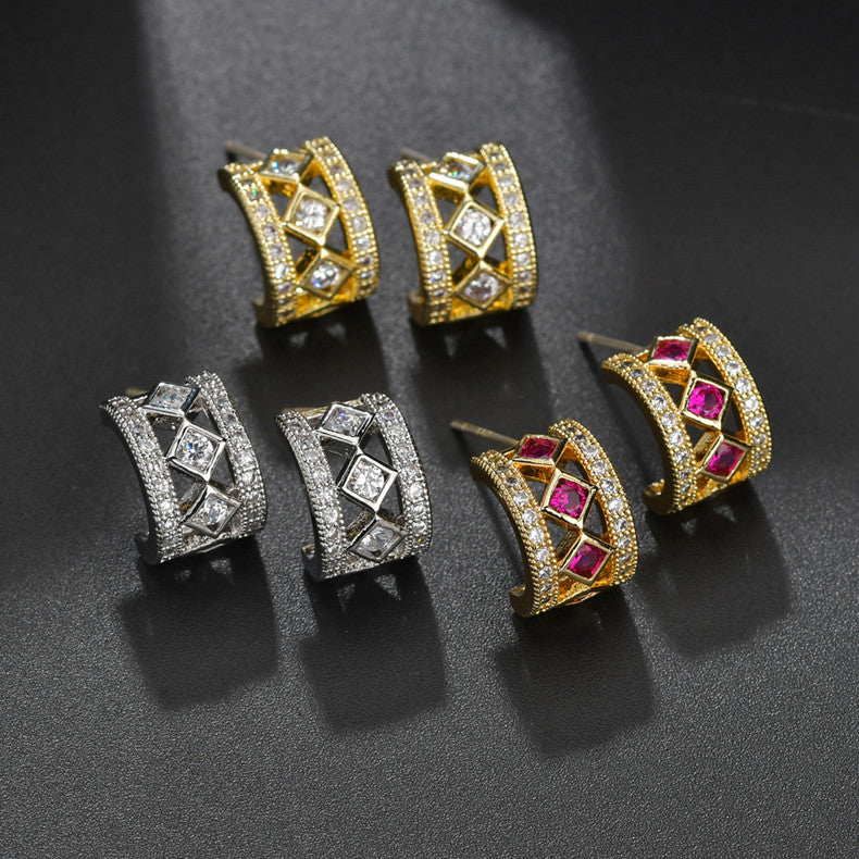 Commute Matching Lightly Mature Metal Circle Hollow Zircon Inlaid Stud Earrings