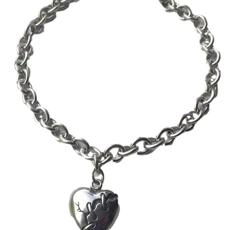 Women's & Men's Crack Love Heart Hip Hop Disco Fashion Personality Necklaces