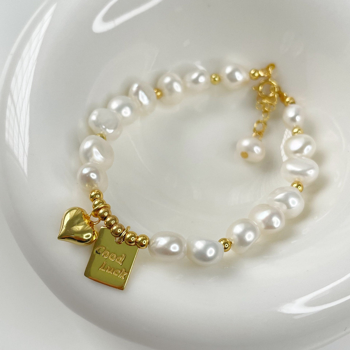Women's Lucky Heart Baroque Imitation Pearl Niche High-grade Bracelet
